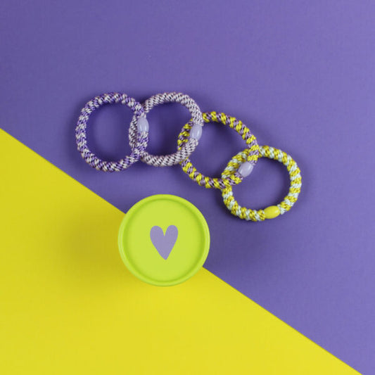 Ava&Yves Haargummi-Set mit 4 Haargummis in runder Geschenkbox