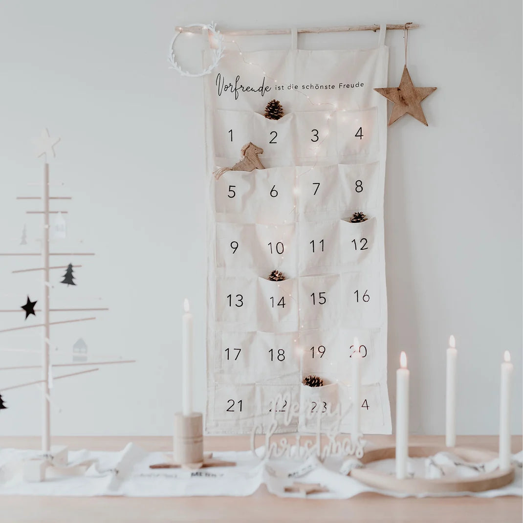 Eulenschnitt Adventskalender Vorfreude Creme-Farben