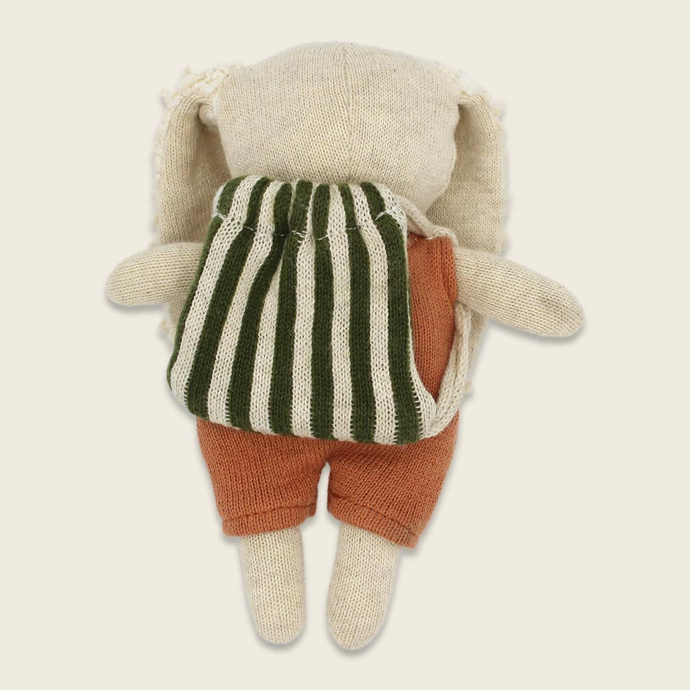 Ava&Yves Hase „Kindergartenkind“ mit Rucksack und lachsfarbenem Anzug Kuscheltier