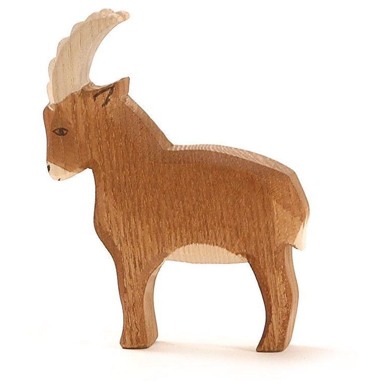 Ostheimer Steinbock stehend