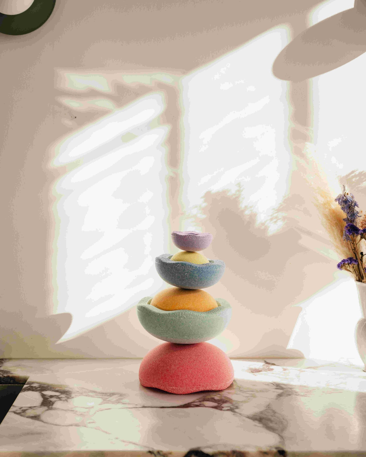Stapelstein Inside rainbow pastel