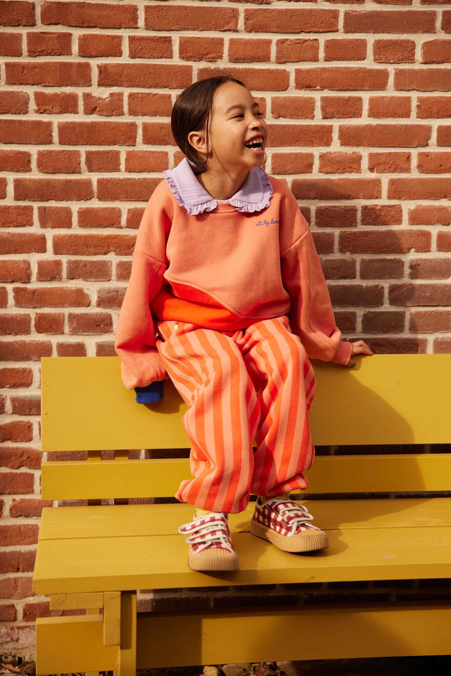 Sticky Lemon Sweater coral pink + red hat wonders of the deep sea