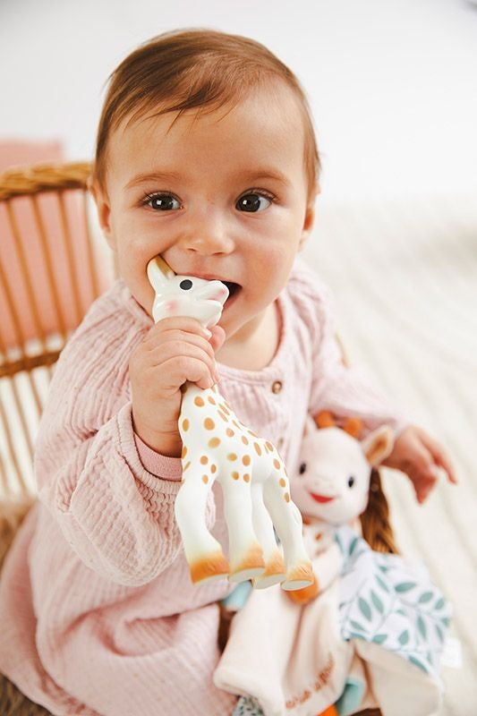Set Sophie la girafe + Schmusetuch Sophie mit Schnullerband / Giraffe