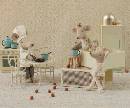 Maileg miniature furniture Café Set mouse Small