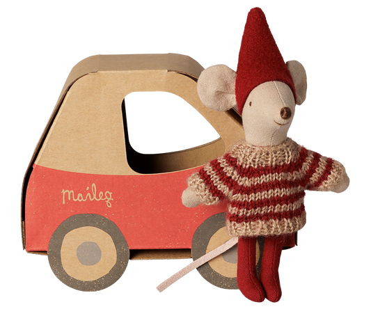 Maileg Christmas mouse, kleine Schwester in car box