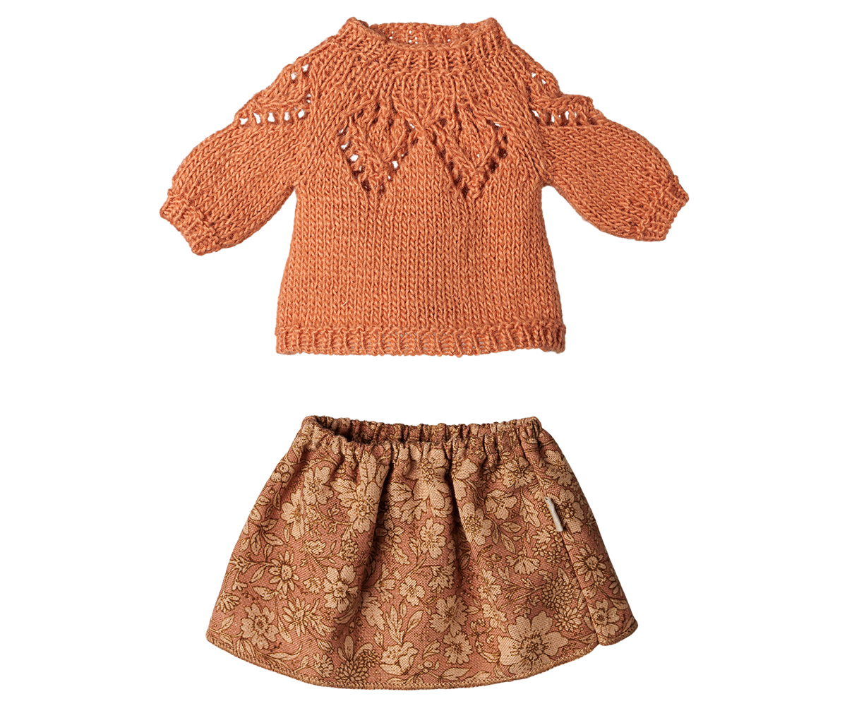 Maileg Skirt and knitted sweater – Medium mouse