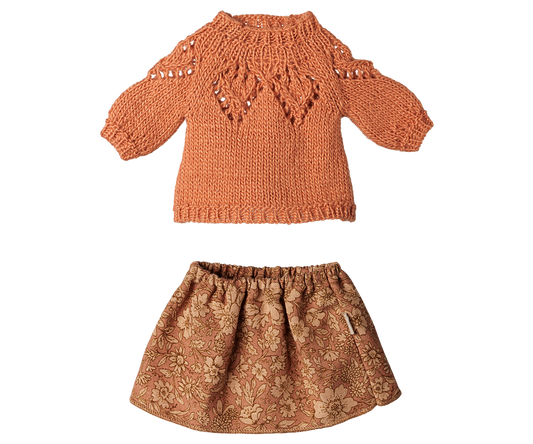 Maileg Skirt and knitted sweater – Medium mouse