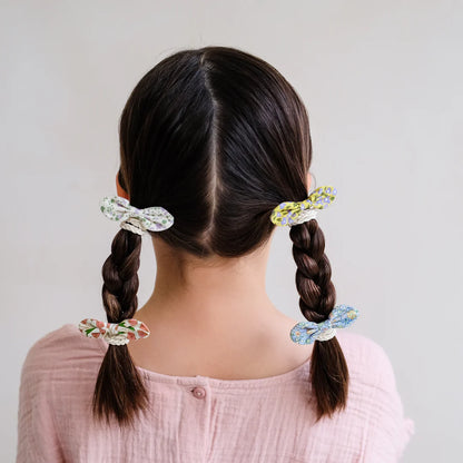Mimi und Lula Flora bow Ponies