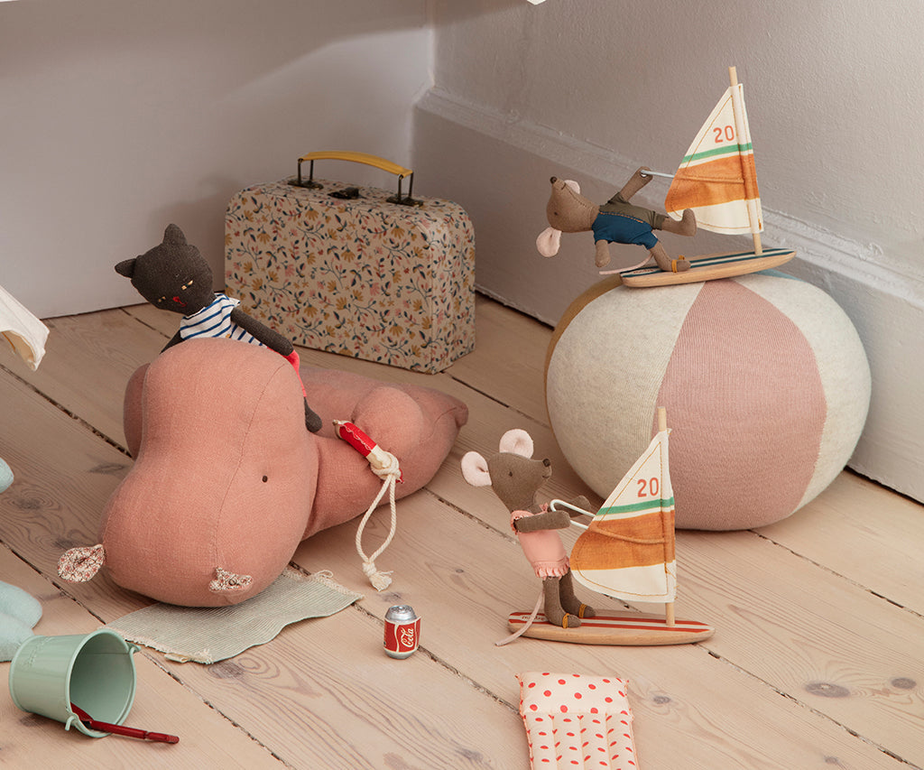 Maileg Surfer Beach Maus kleine Schwester