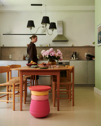 Stapelstein Base - Modularer Kinderhocker & Balance-Basis für dynamisches Sitzen