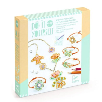 Do it yourself Schmuck aus Schrumpffolie zum selber basteln