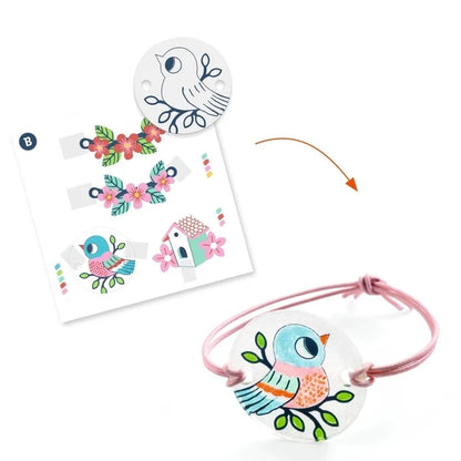 Do it yourself Schmuck aus Schrumpffolie zum selber basteln
