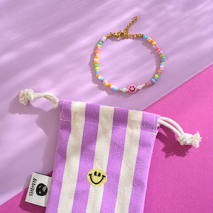 Ava&Yves Perlenarmband mit Karabinerverschluss und Säckchen
