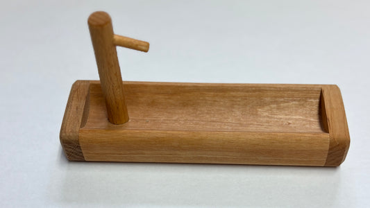 Drei Blätter Tränke Holz