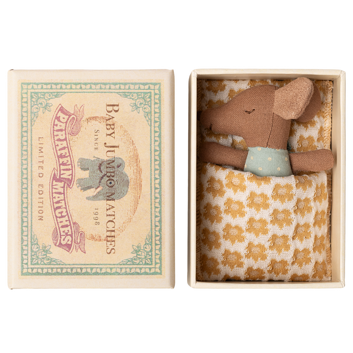 Maileg Babymaus blauer Anzug schlafend mit Blumendecke