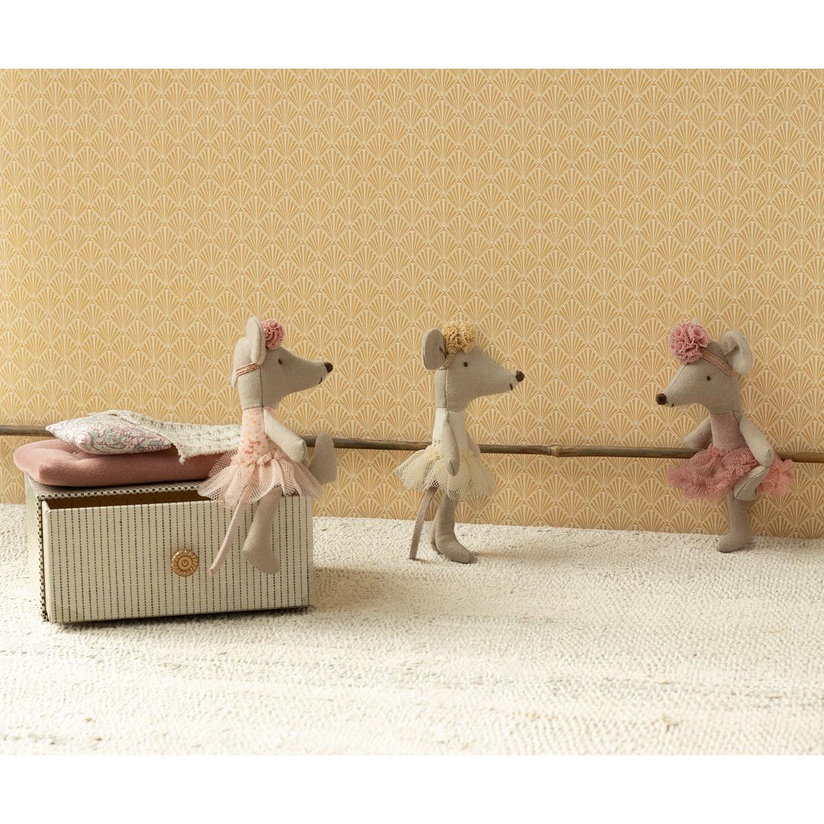 Maileg Ballerina Maus weiß kleine Schwester