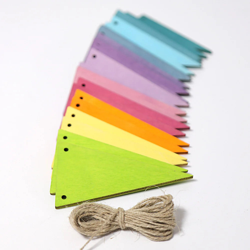 Grimm’s Wimpelkette Holz Pastell