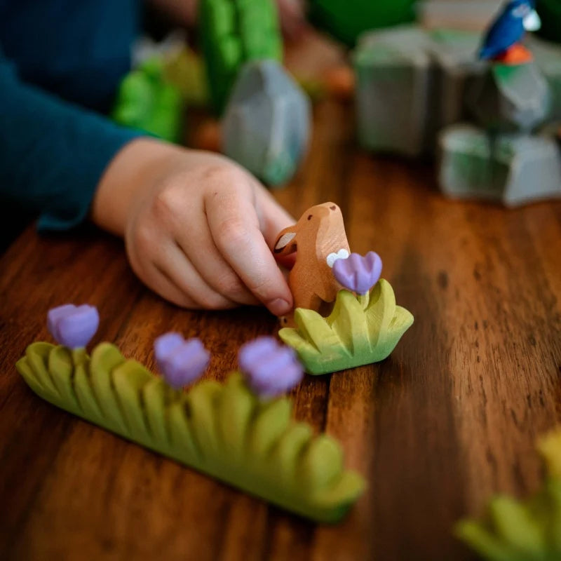Bumbu Toys Gras mit lila Blume