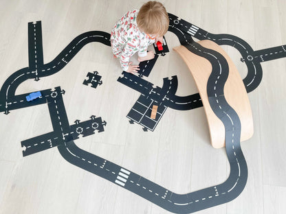 Waytoplay Set King of Road 40 flexible Straßen 2 Autos