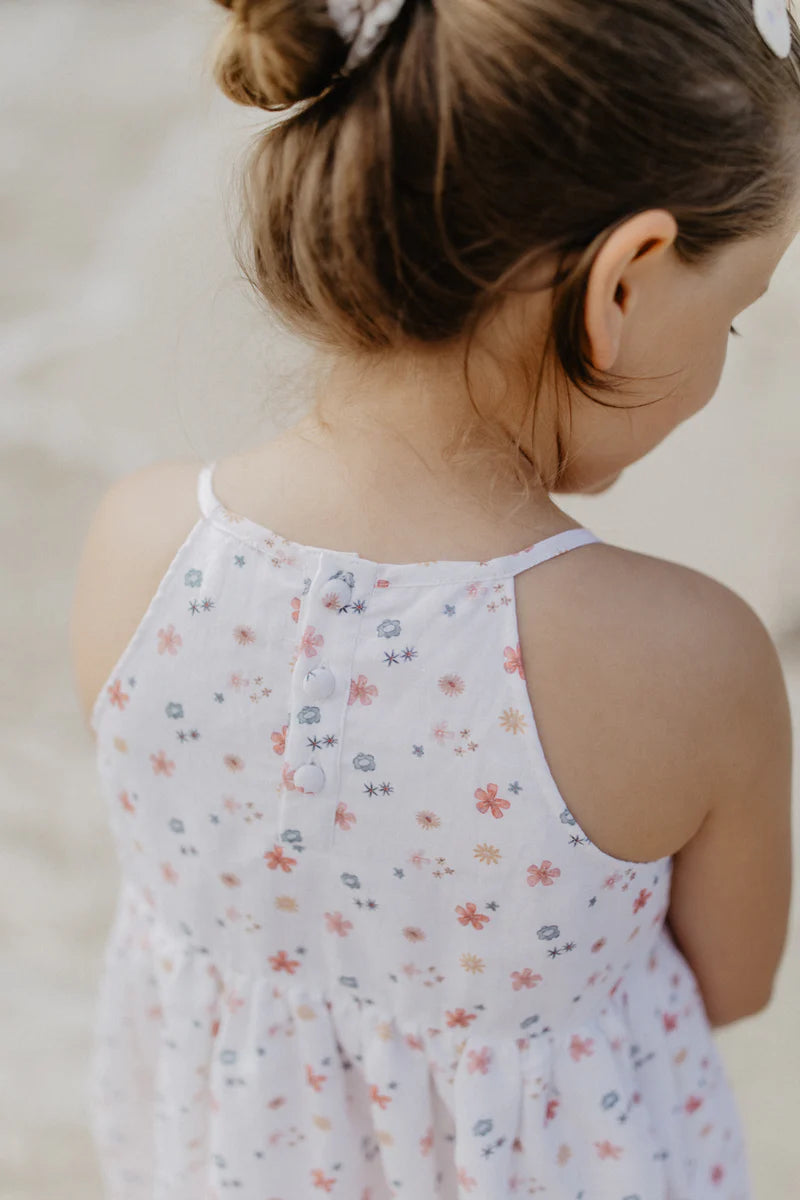 Leevje Kleid Flowers weiß